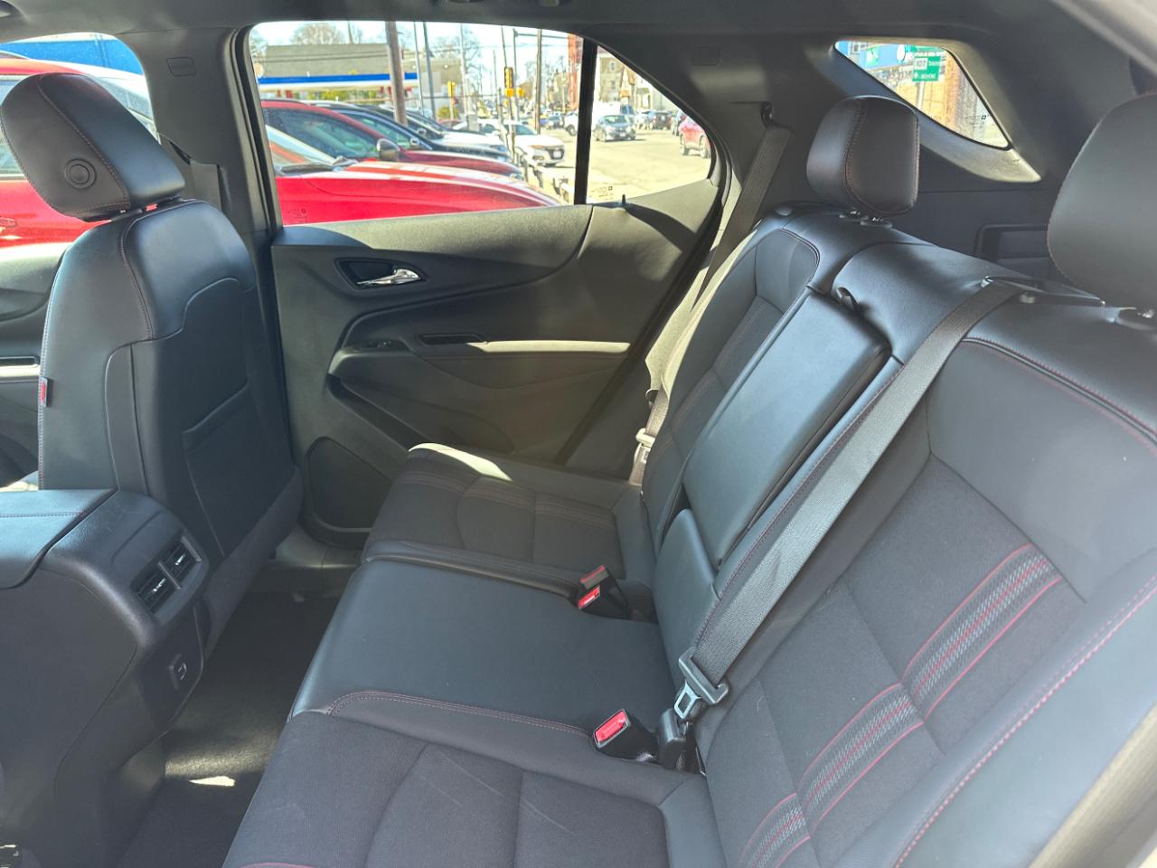 Chevrolet Equinox AWD 4dr RS 2023