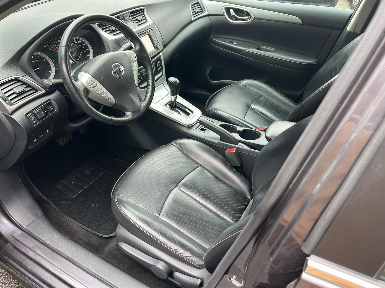 Nissan Sentra 4dr Sdn I4 CVT SR 2015