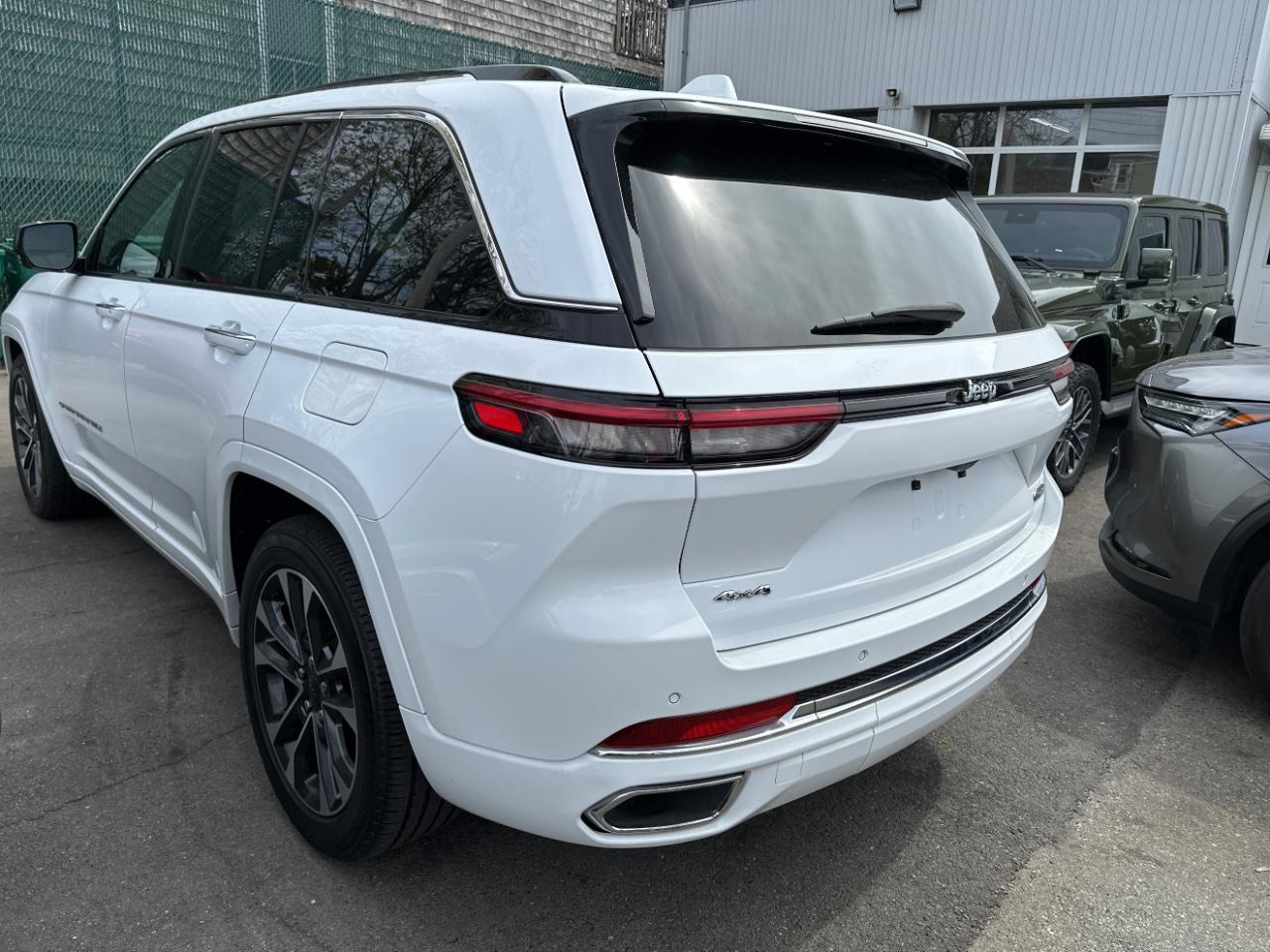 Jeep Grand Cherokee Overland 4x4 2023