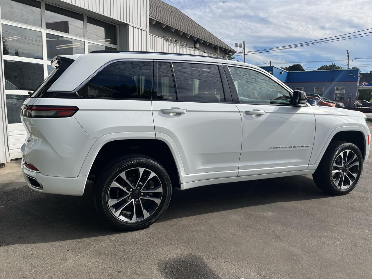 Jeep Grand Cherokee Overland 4x4 2023
