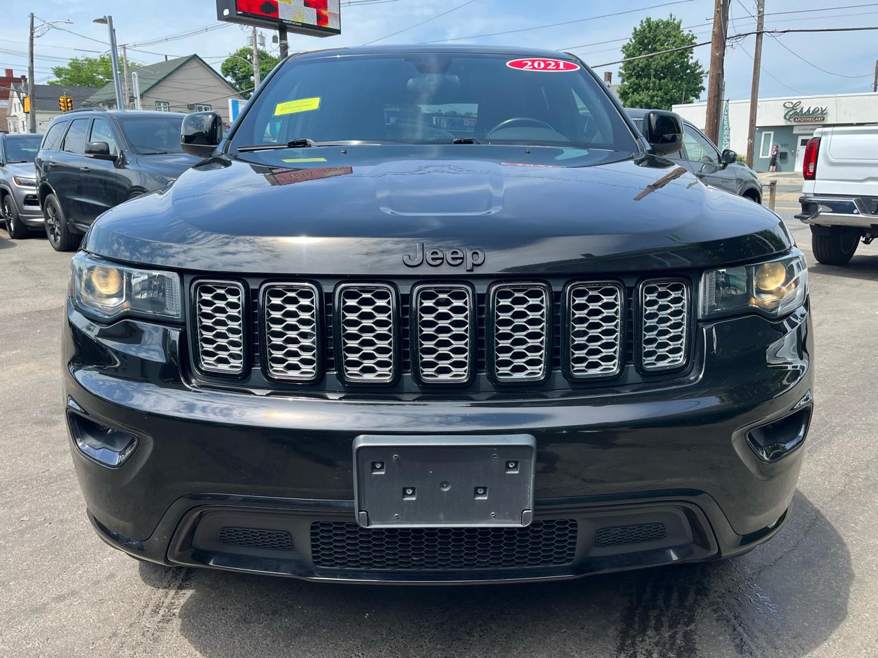 Jeep Grand Cherokee Laredo X 4x4 2021
