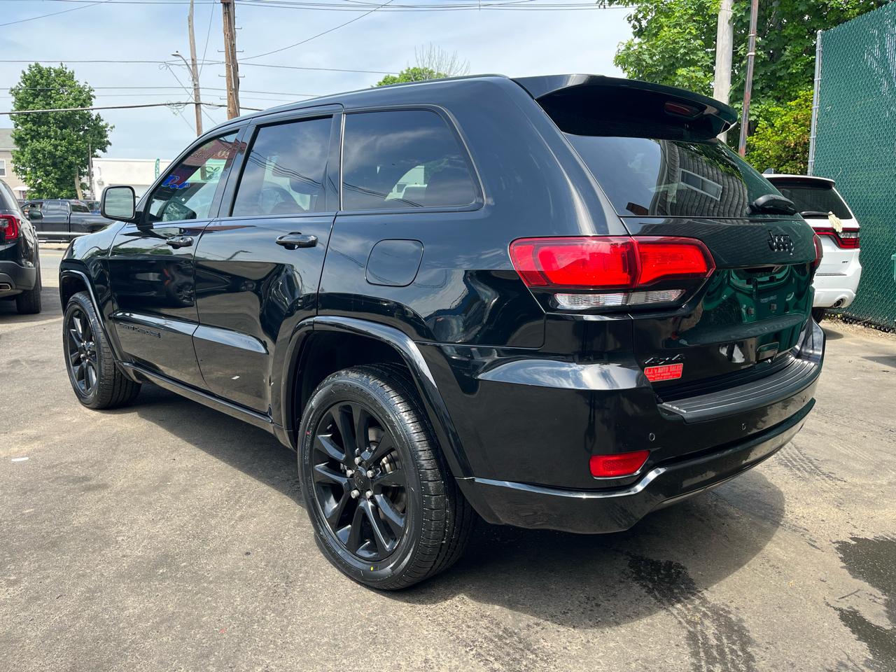 Jeep Grand Cherokee Laredo X 4x4 2021