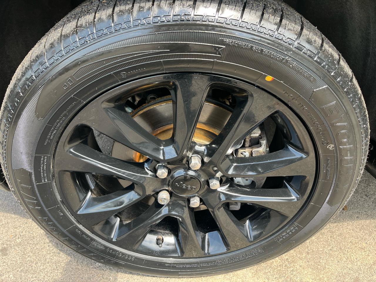 Jeep Grand Cherokee Laredo X 4x4 2021