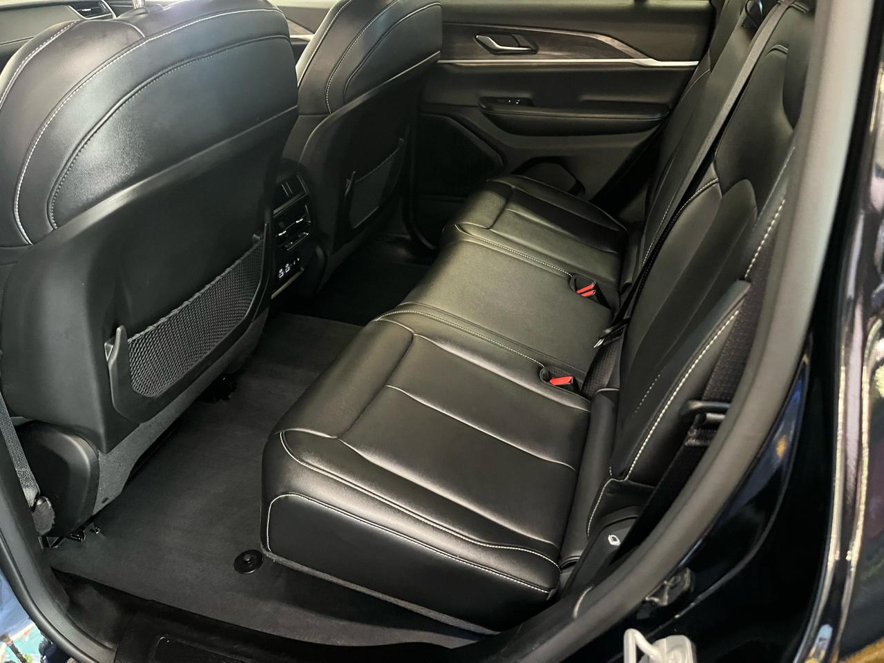 Jeep Grand Cherokee Limited 4x4 2023