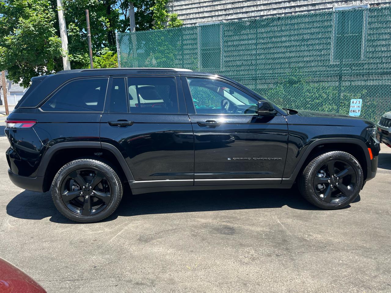 Jeep Grand Cherokee Limited 4x4 2023