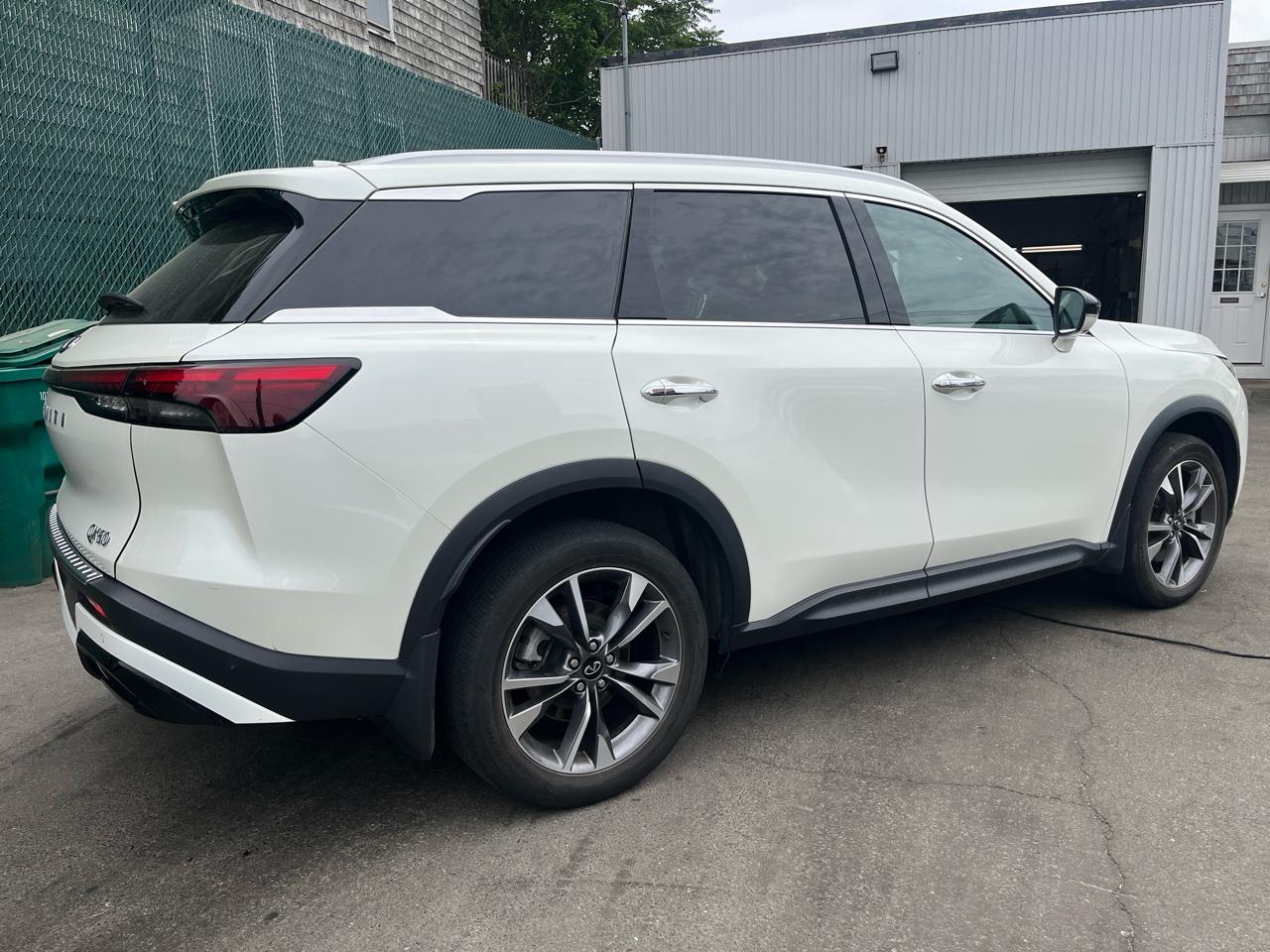 Infiniti QX60 LUXE AWD 2023