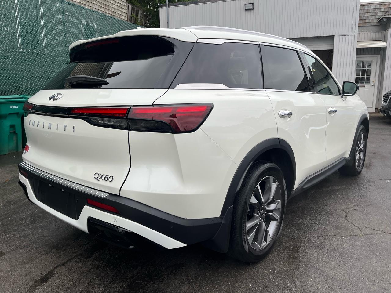 Infiniti QX60 LUXE AWD 2023