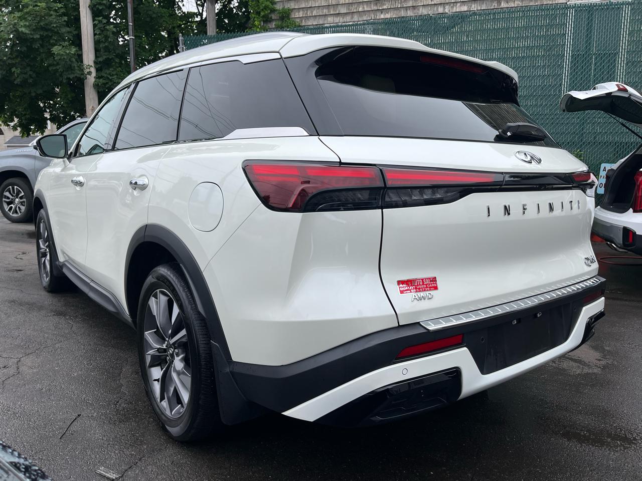 Infiniti QX60 LUXE AWD 2023