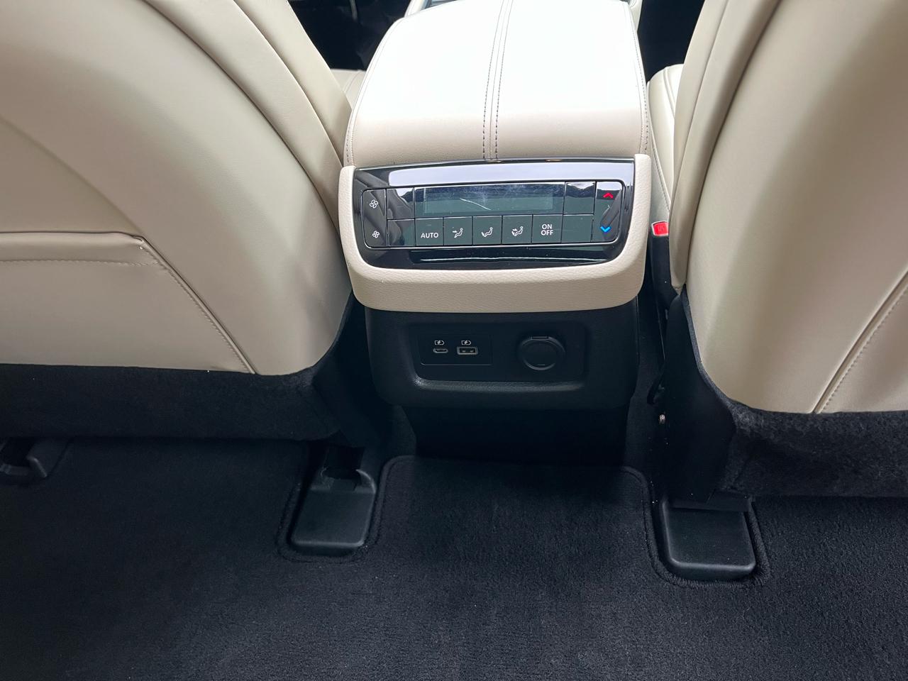 Infiniti QX60 LUXE AWD 2023