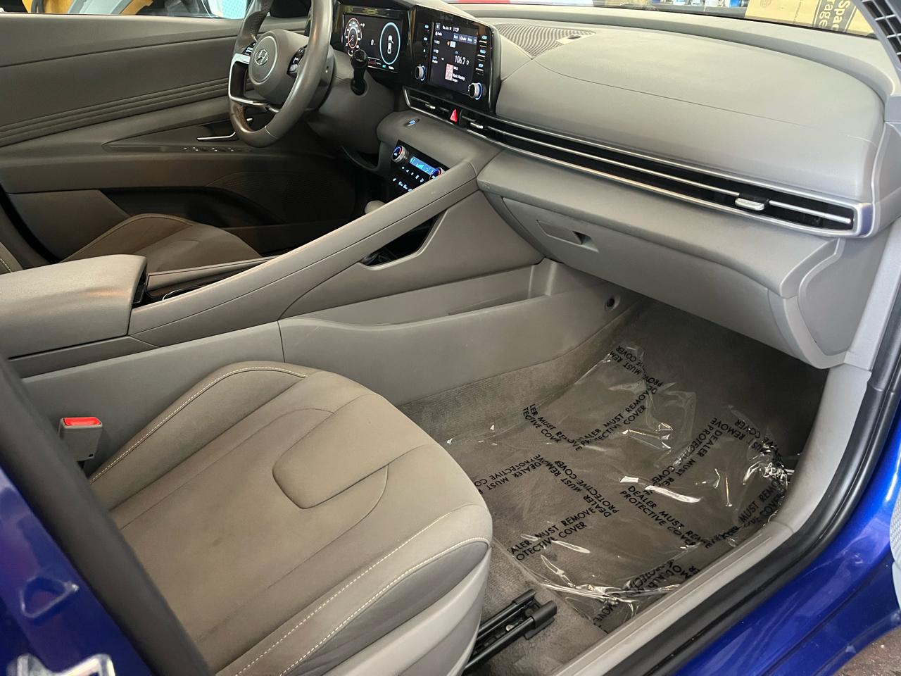 Hyundai Elantra SEL IVT 2021