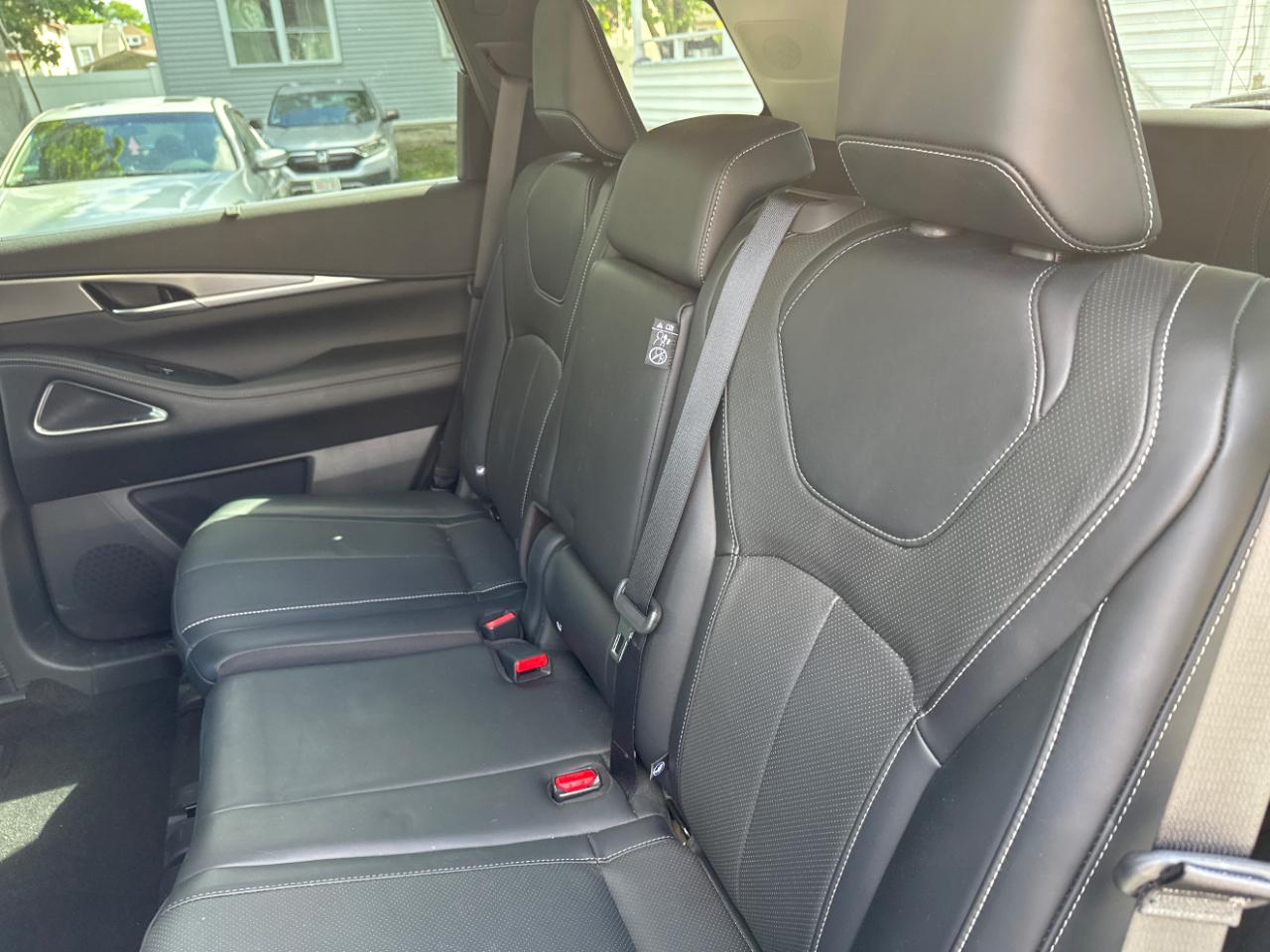 Infiniti QX60 LUXE AWD 2023