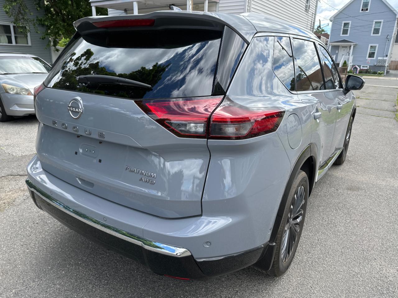 Nissan Rogue AWD Platinum 2024