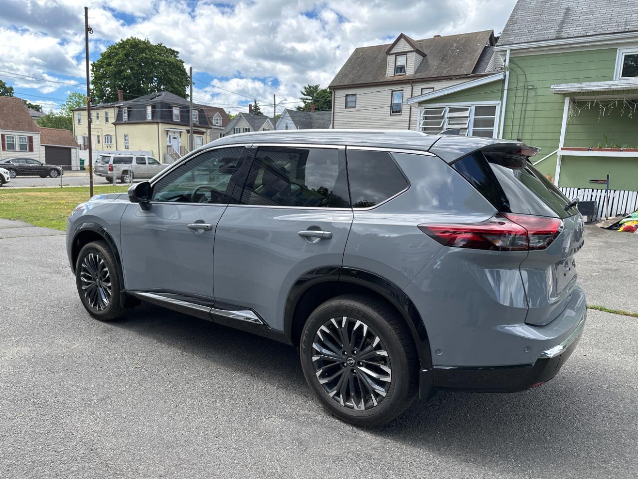 Nissan Rogue AWD Platinum 2024