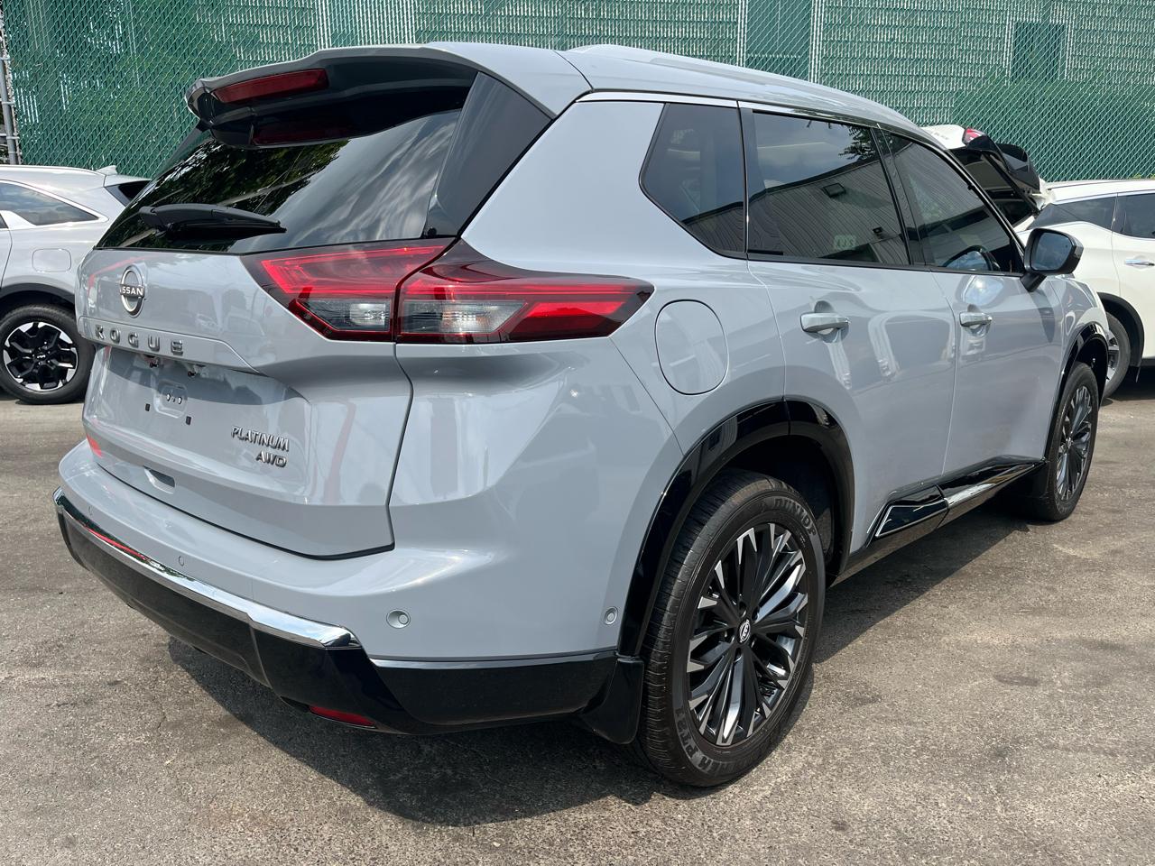 Nissan Rogue AWD Platinum 2024
