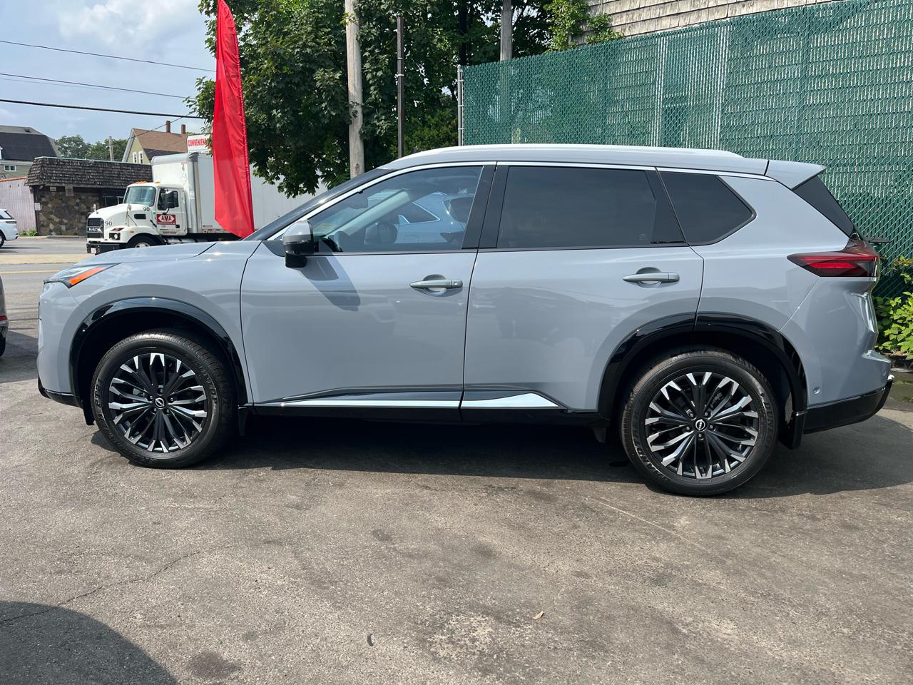 Nissan Rogue AWD Platinum 2024
