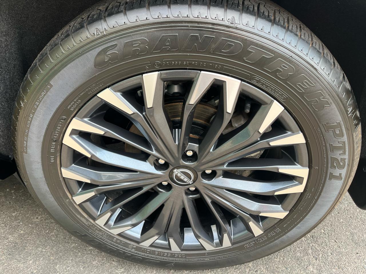 Nissan Rogue AWD Platinum 2024