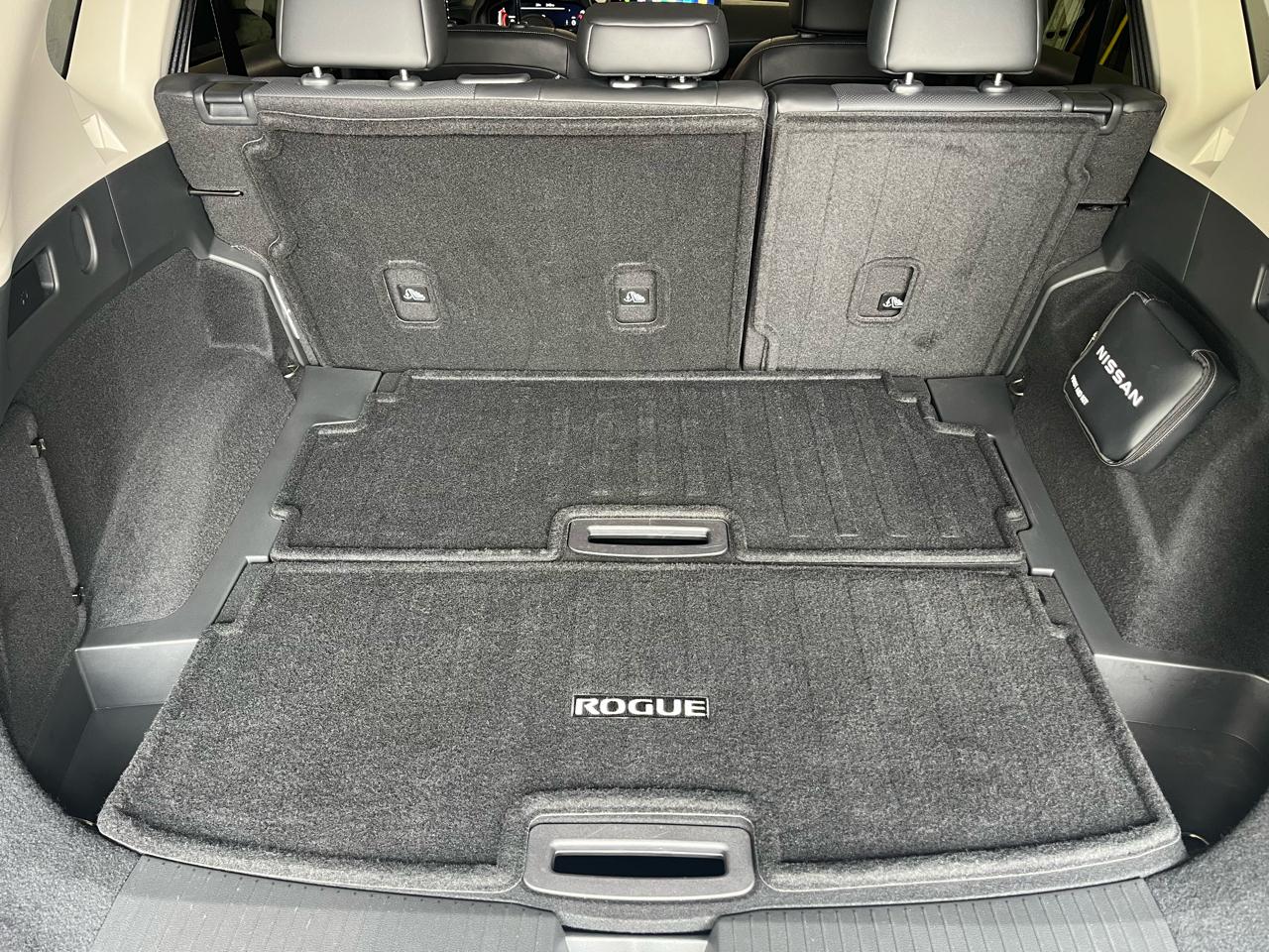 Nissan Rogue AWD Platinum 2024