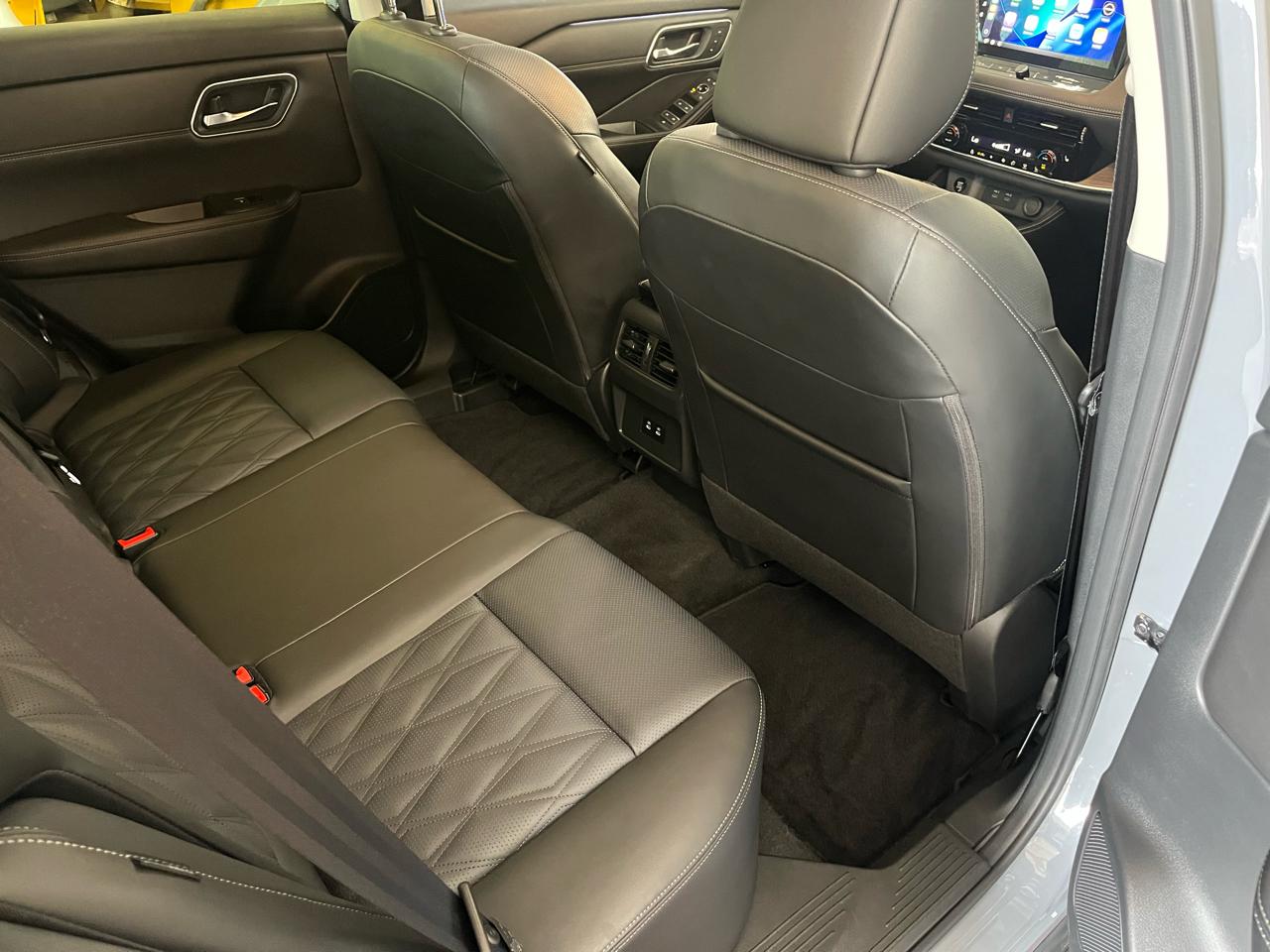 Nissan Rogue AWD Platinum 2024