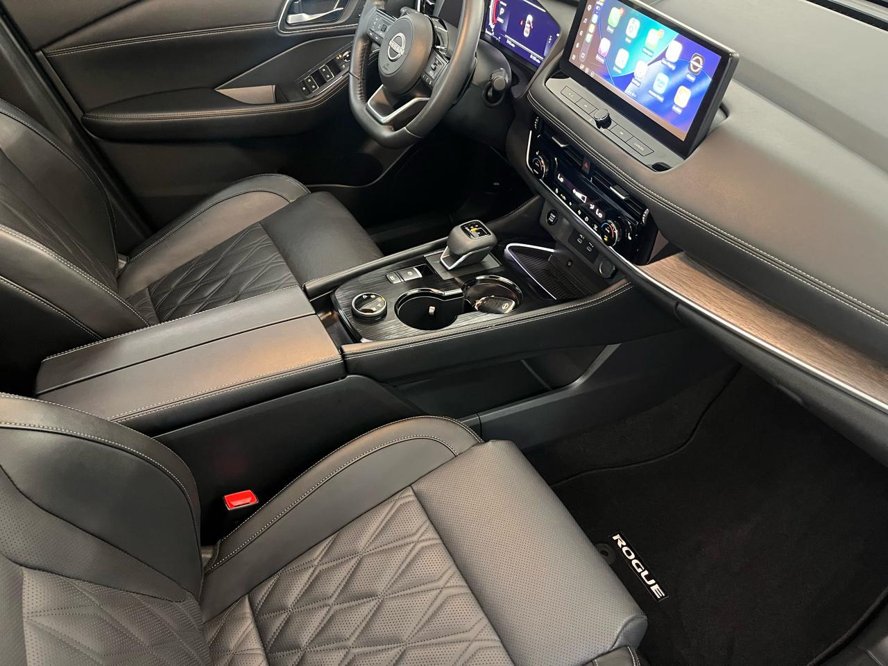 Nissan Rogue AWD Platinum 2024