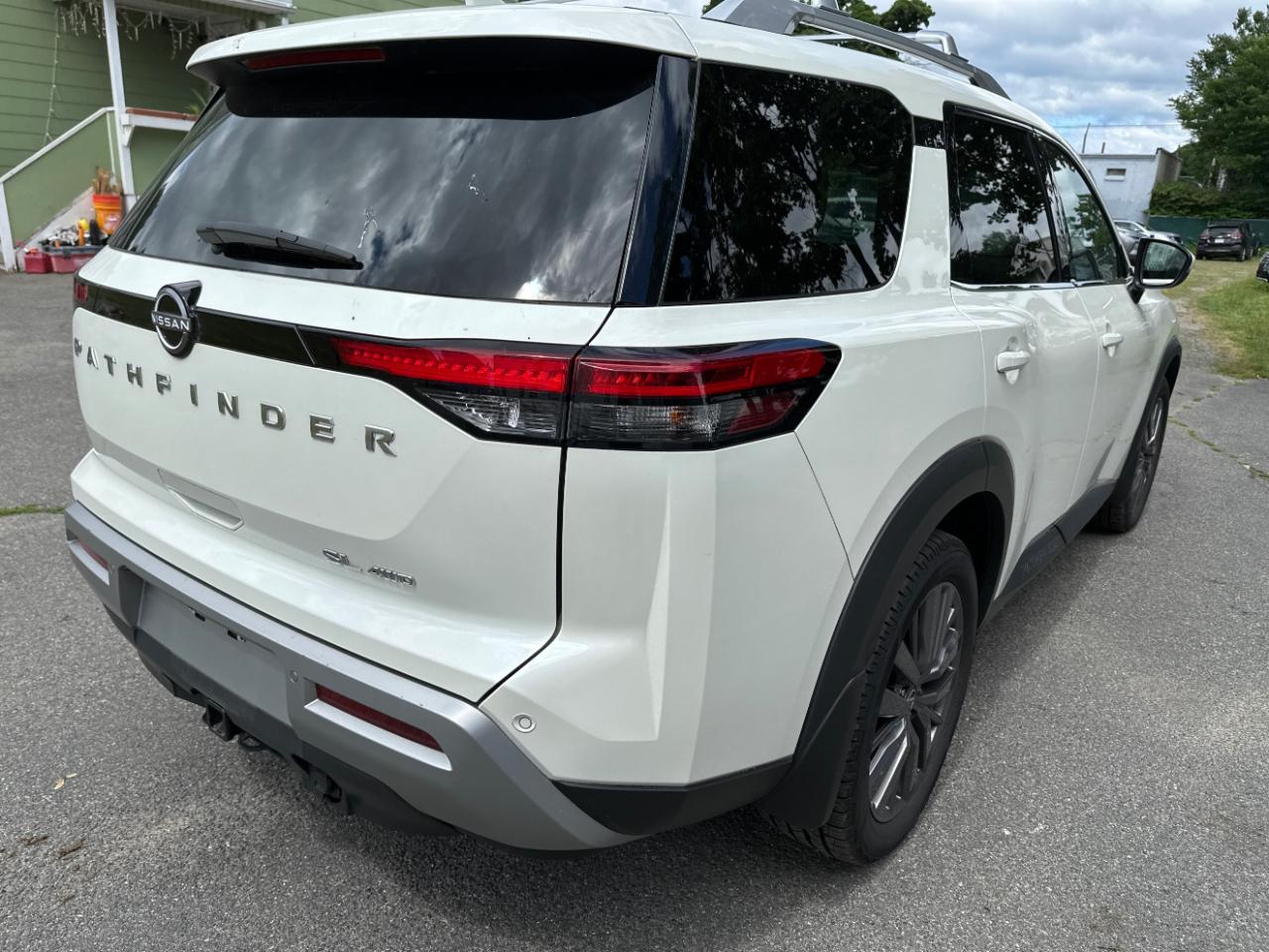 Nissan Pathfinder SL 4WD 2023