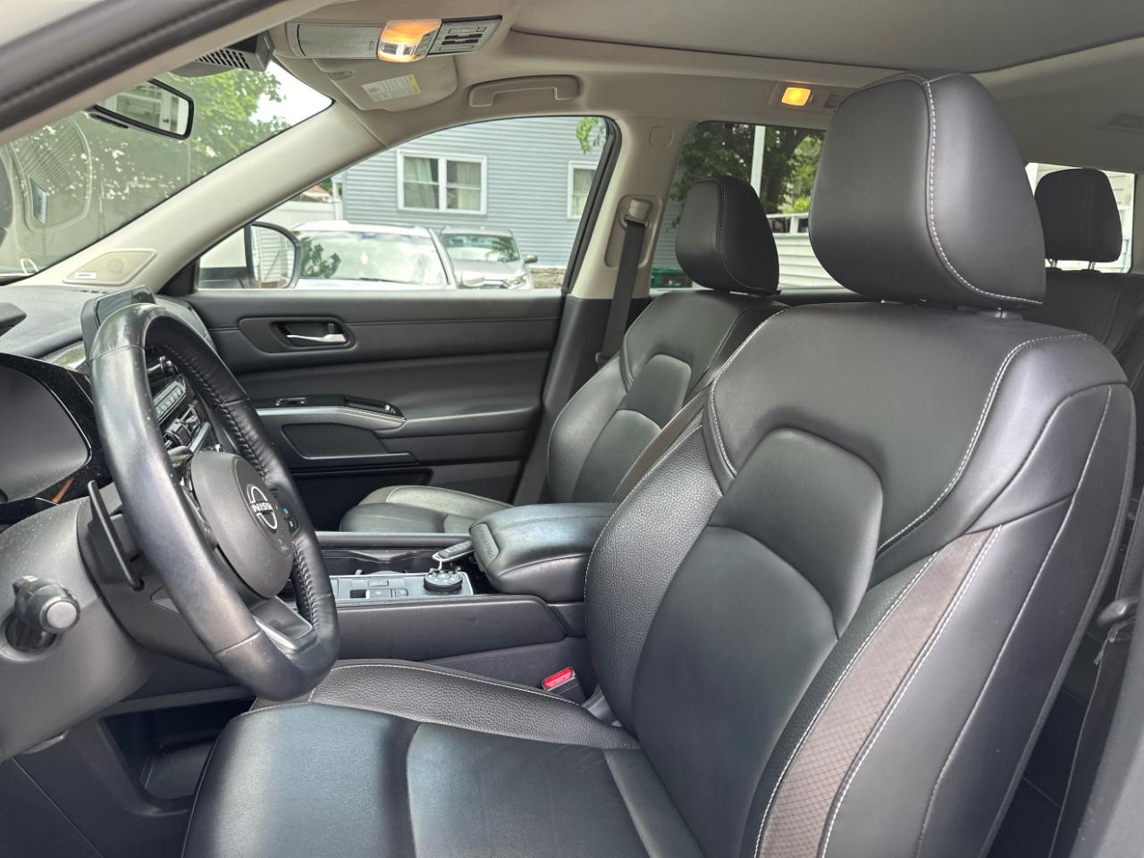 Nissan Pathfinder SL 4WD 2023