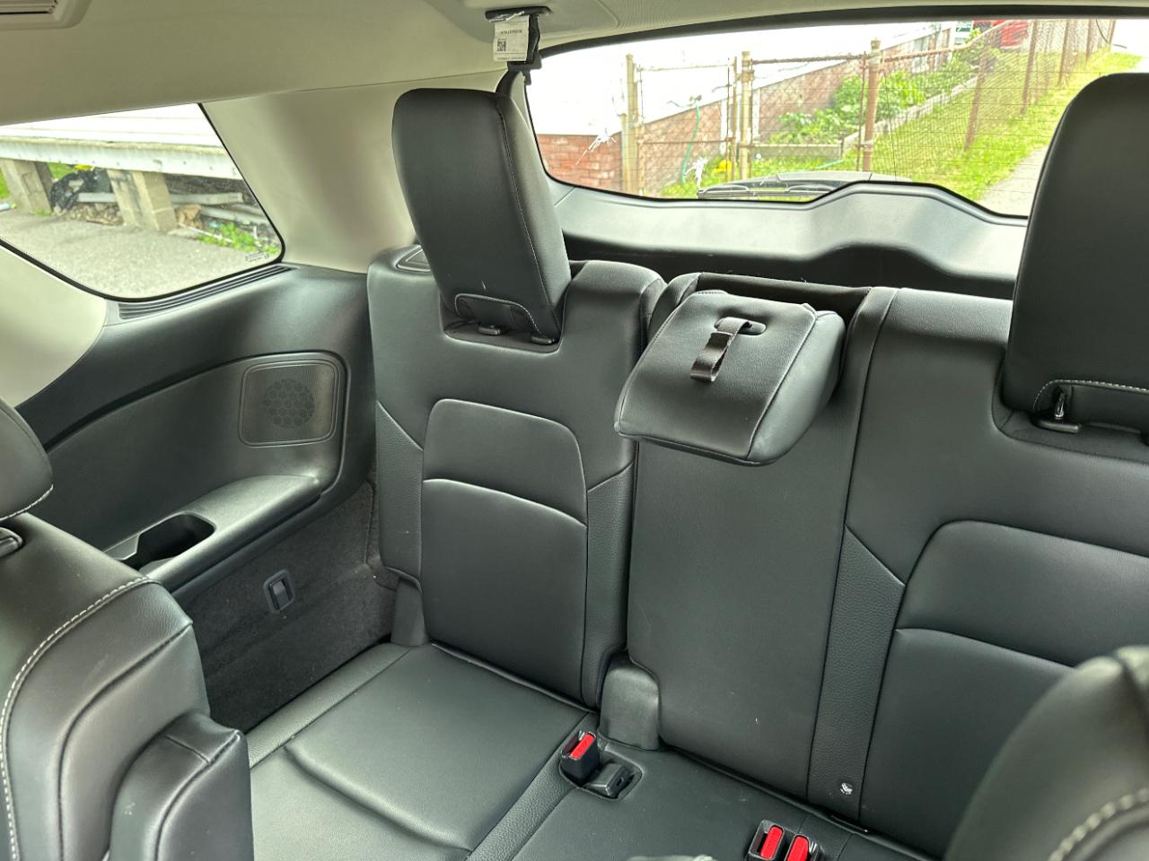 Nissan Pathfinder SL 4WD 2023