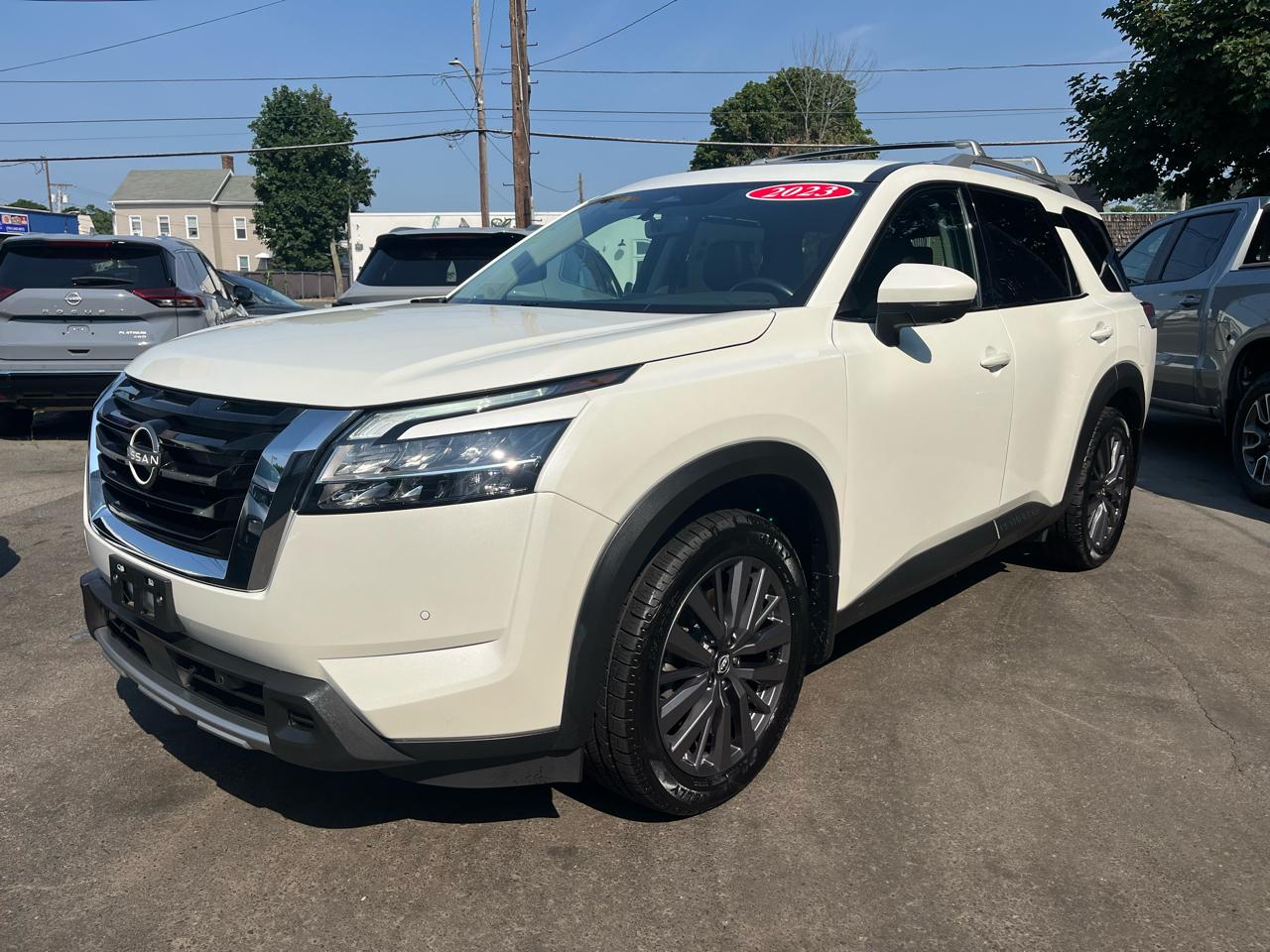 Nissan Pathfinder SL 4WD 2023