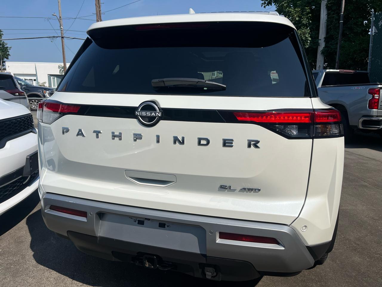 Nissan Pathfinder SL 4WD 2023