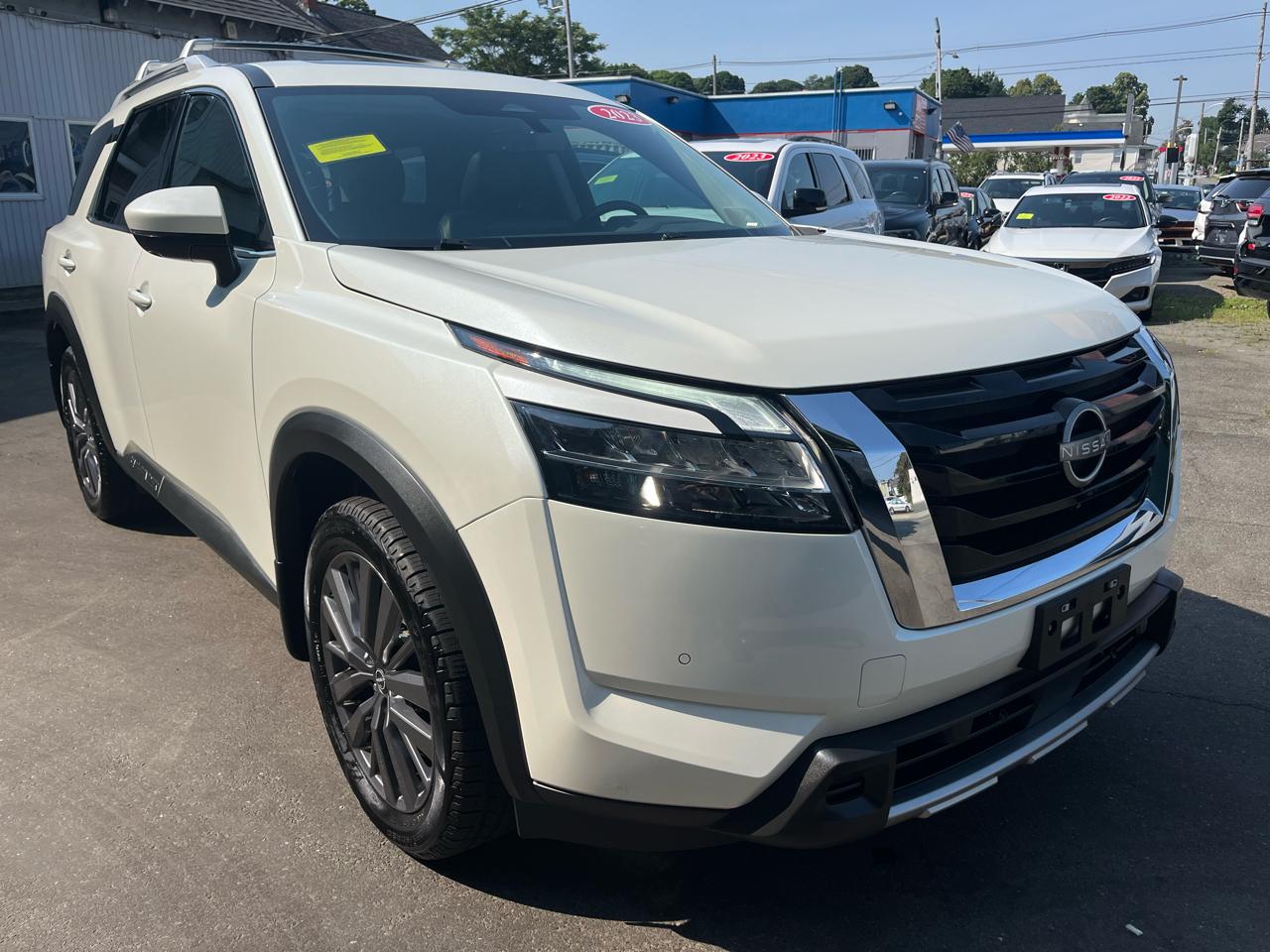 Nissan Pathfinder SL 4WD 2023