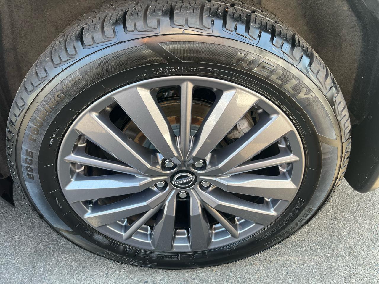 Nissan Pathfinder SL 4WD 2023