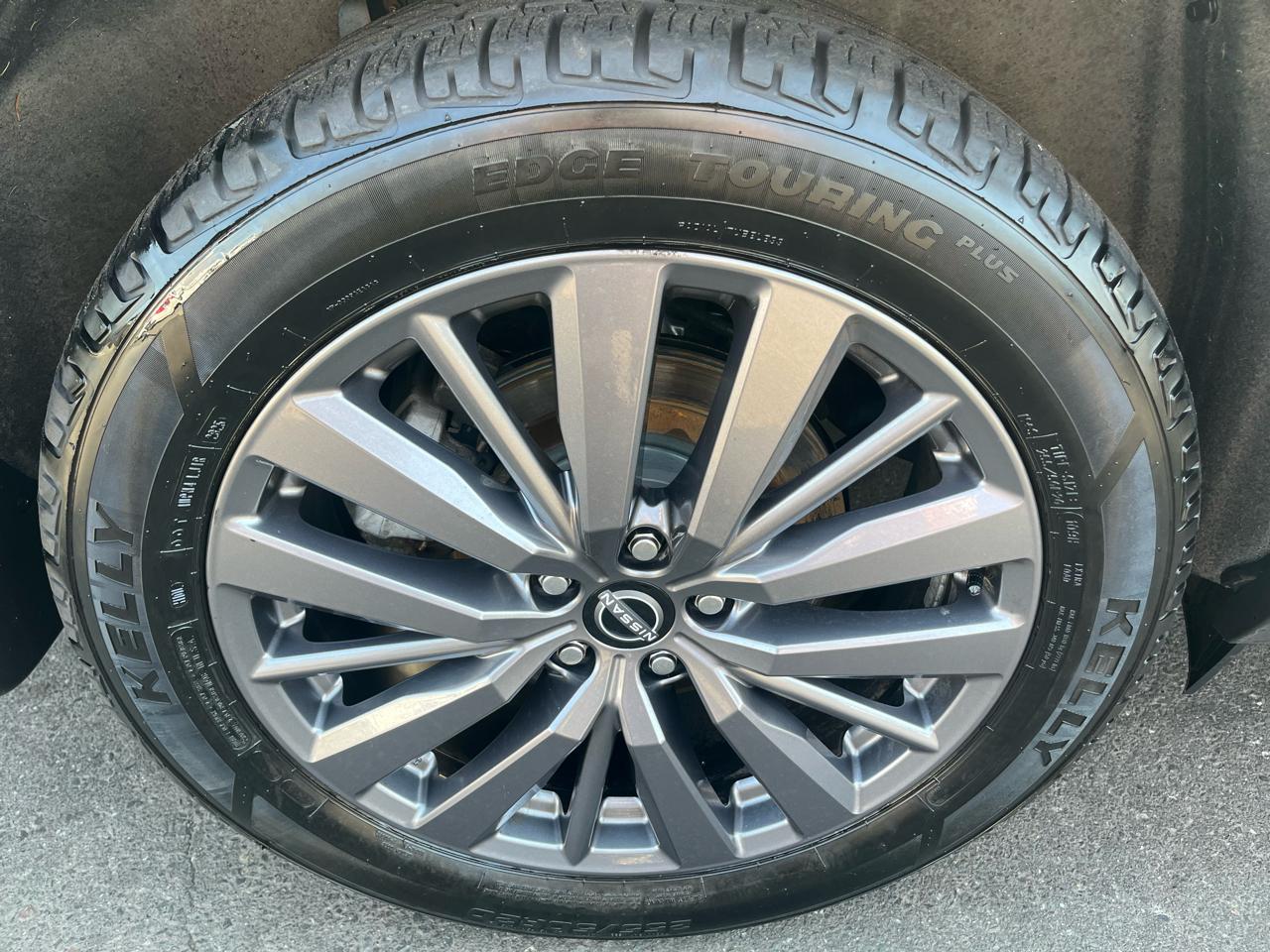 Nissan Pathfinder SL 4WD 2023