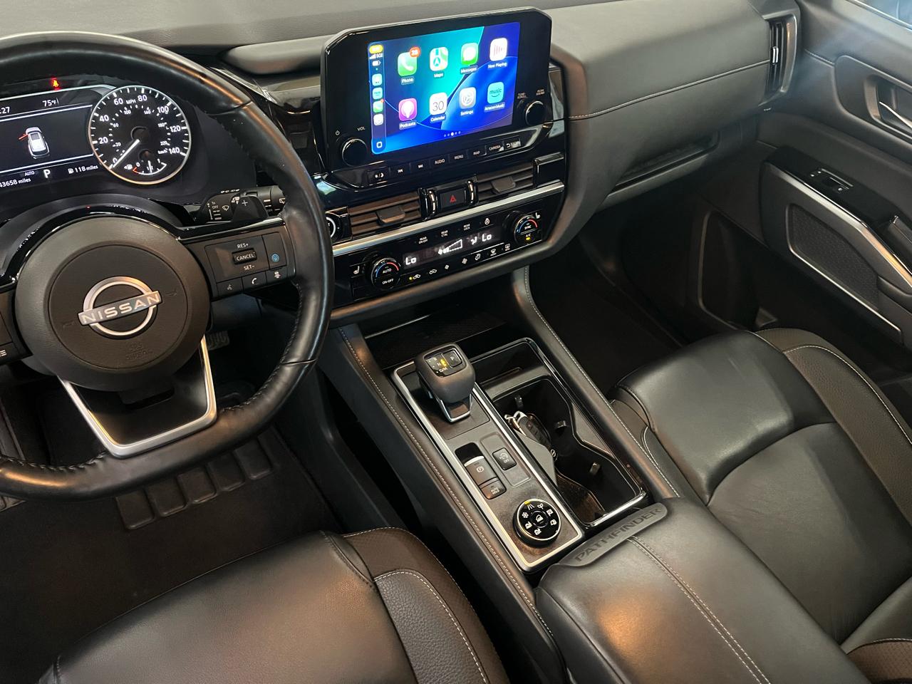 Nissan Pathfinder SL 4WD 2023