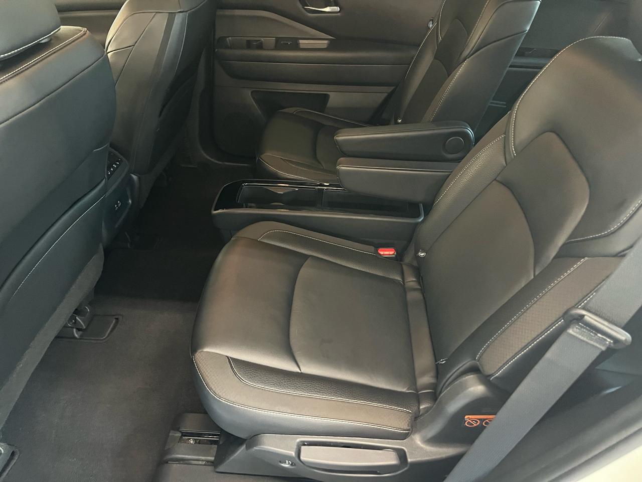 Nissan Pathfinder SL 4WD 2023