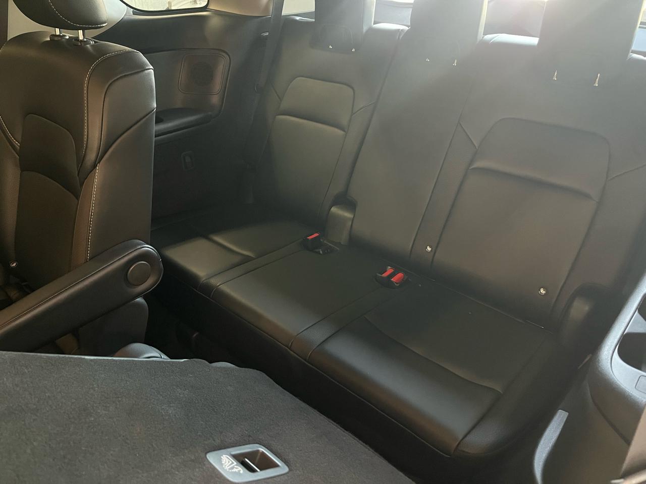 Nissan Pathfinder SL 4WD 2023