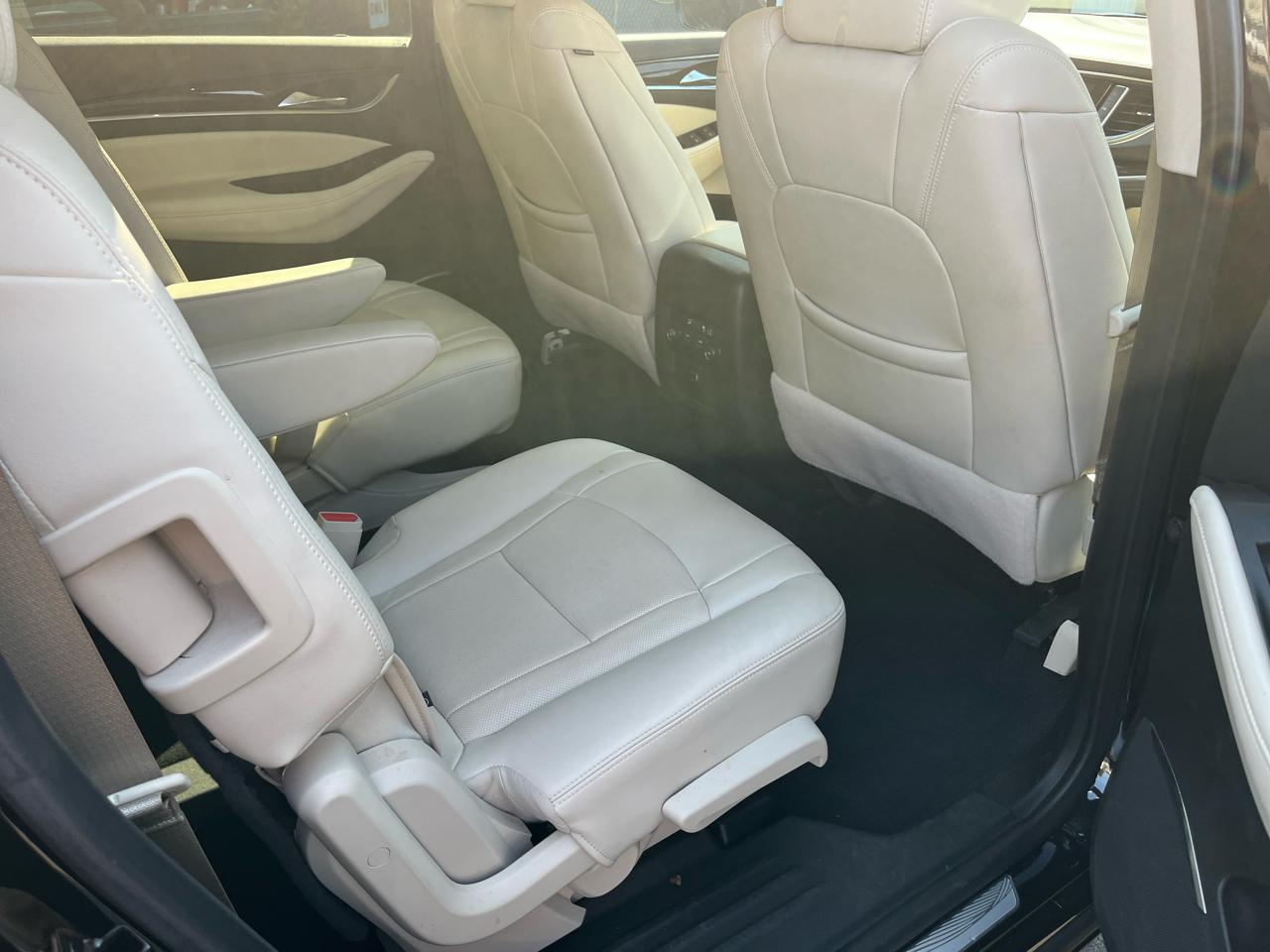 Buick Enclave AWD 4dr Essence 2023