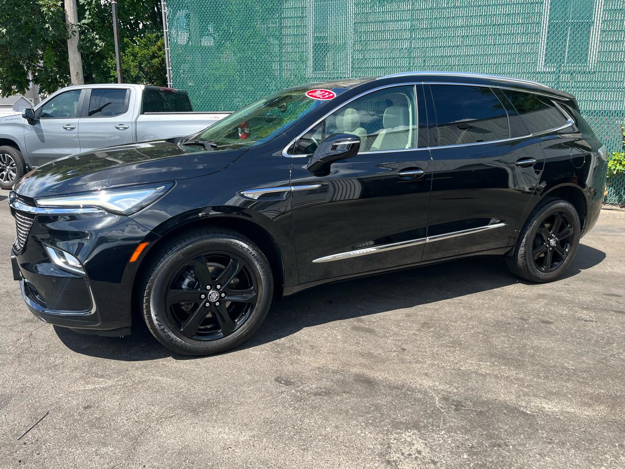 Buick Enclave AWD 4dr Essence 2023