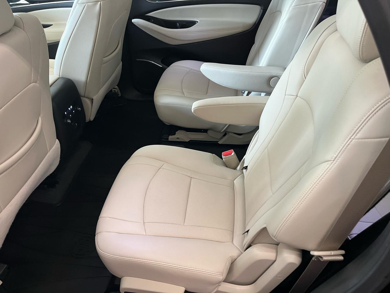 Buick Enclave AWD 4dr Essence 2023