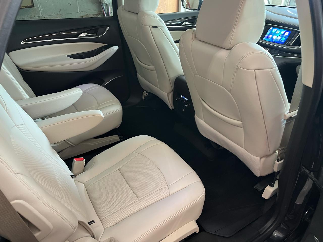 Buick Enclave AWD 4dr Essence 2023