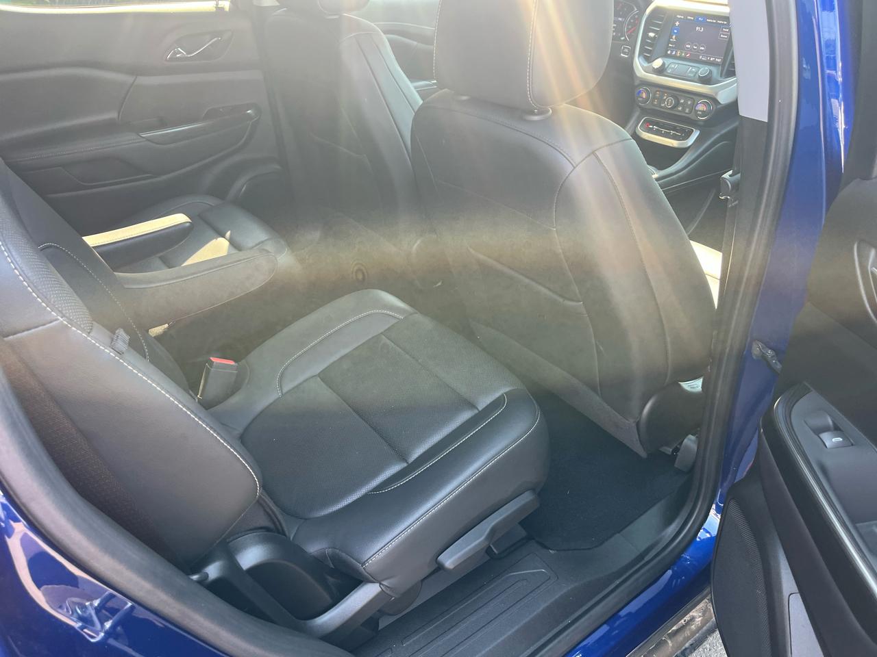 GMC Acadia AWD 4dr SLT 2023