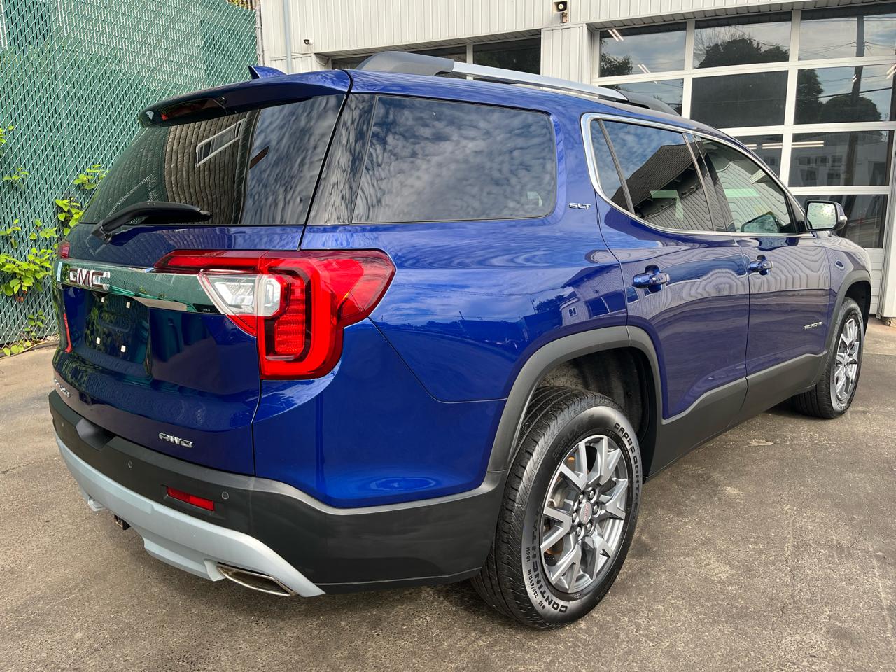 GMC Acadia AWD 4dr SLT 2023