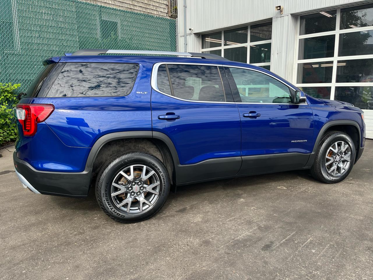 GMC Acadia AWD 4dr SLT 2023