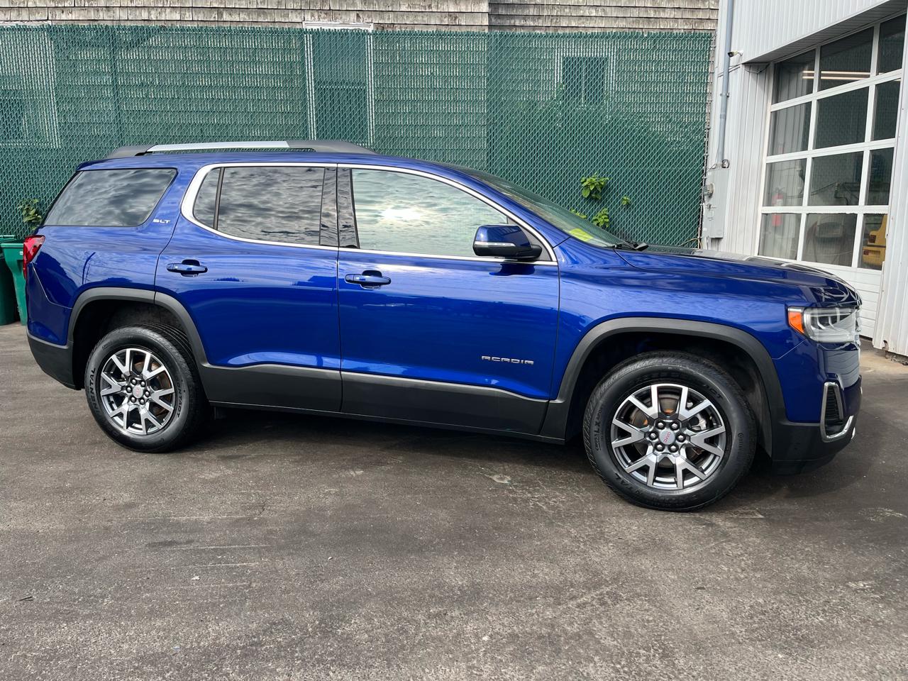 GMC Acadia AWD 4dr SLT 2023