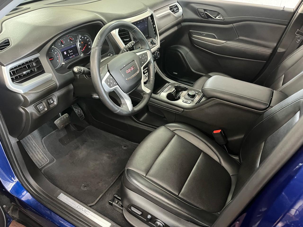 GMC Acadia AWD 4dr SLT 2023