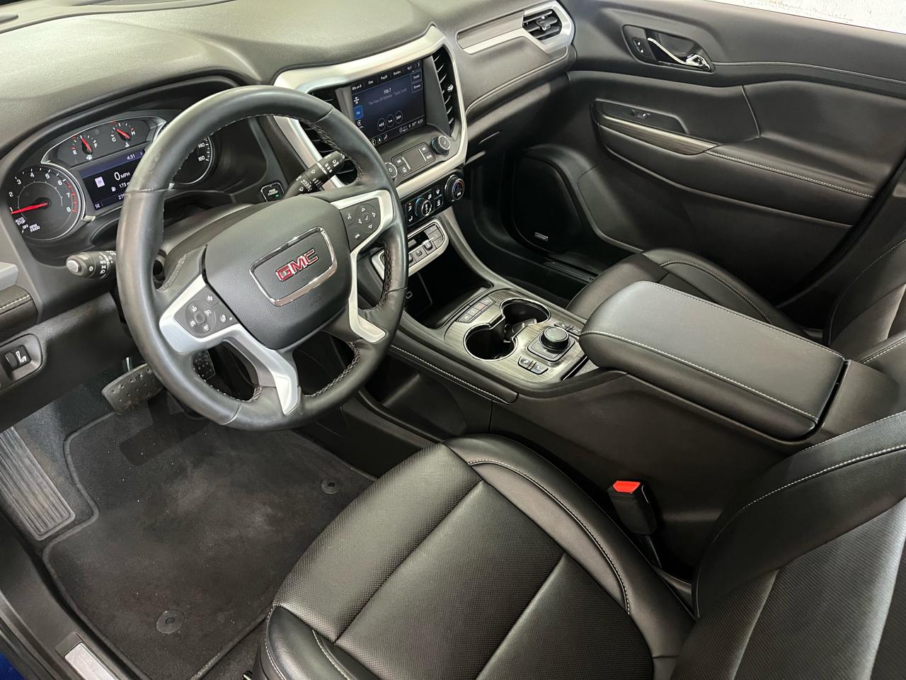 GMC Acadia AWD 4dr SLT 2023