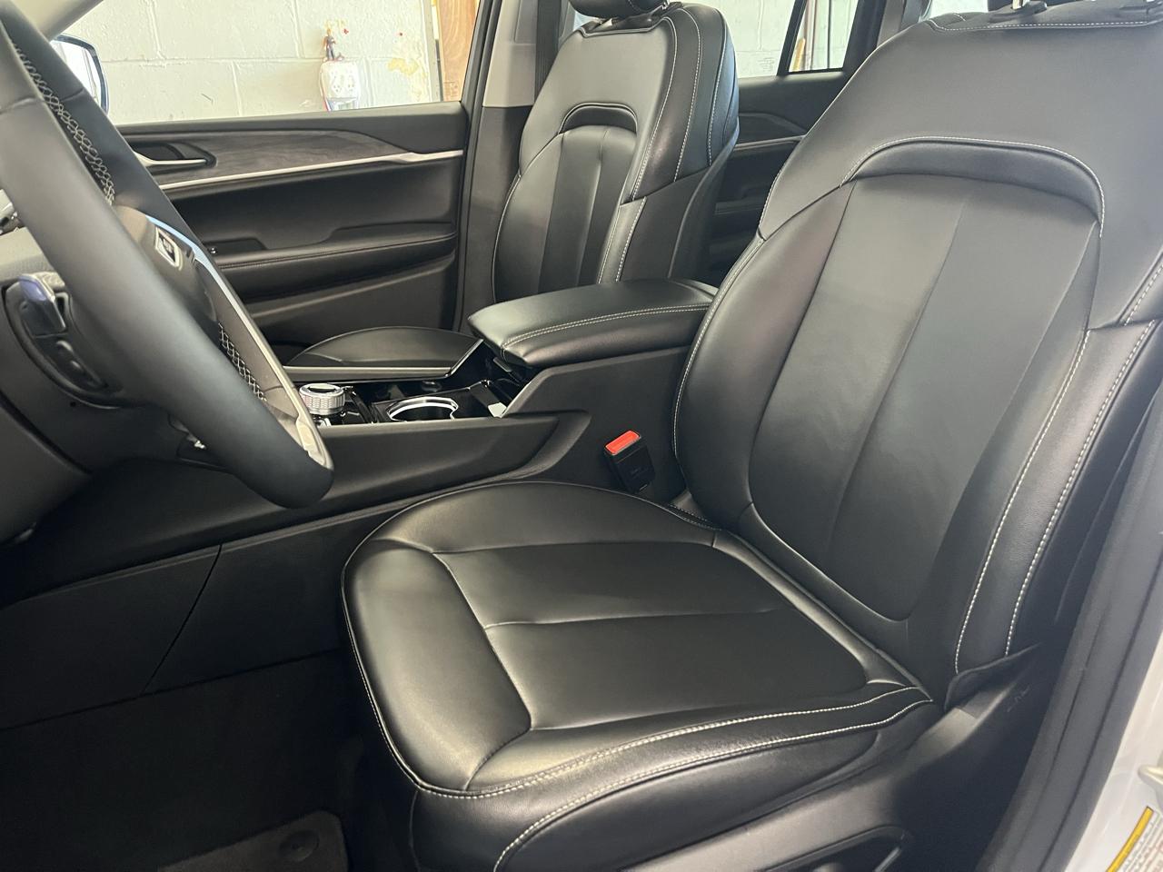 Jeep Grand Cherokee Limited 4x4 2023