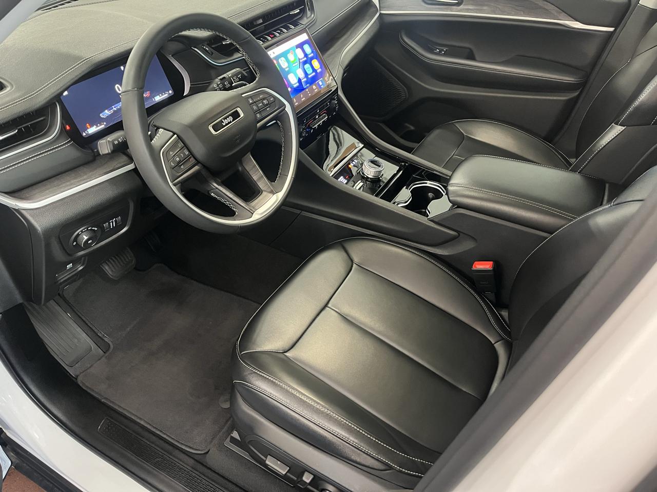 Jeep Grand Cherokee Limited 4x4 2023