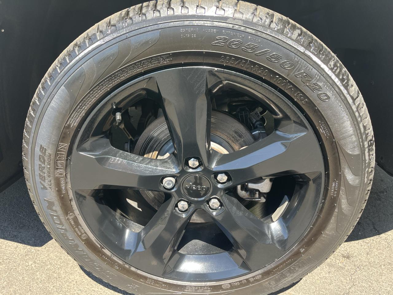 Jeep Grand Cherokee Limited 4x4 2023