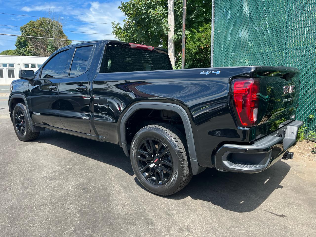 GMC Sierra 1500 4WD Double Cab 147" Elevation w/3VL 2023