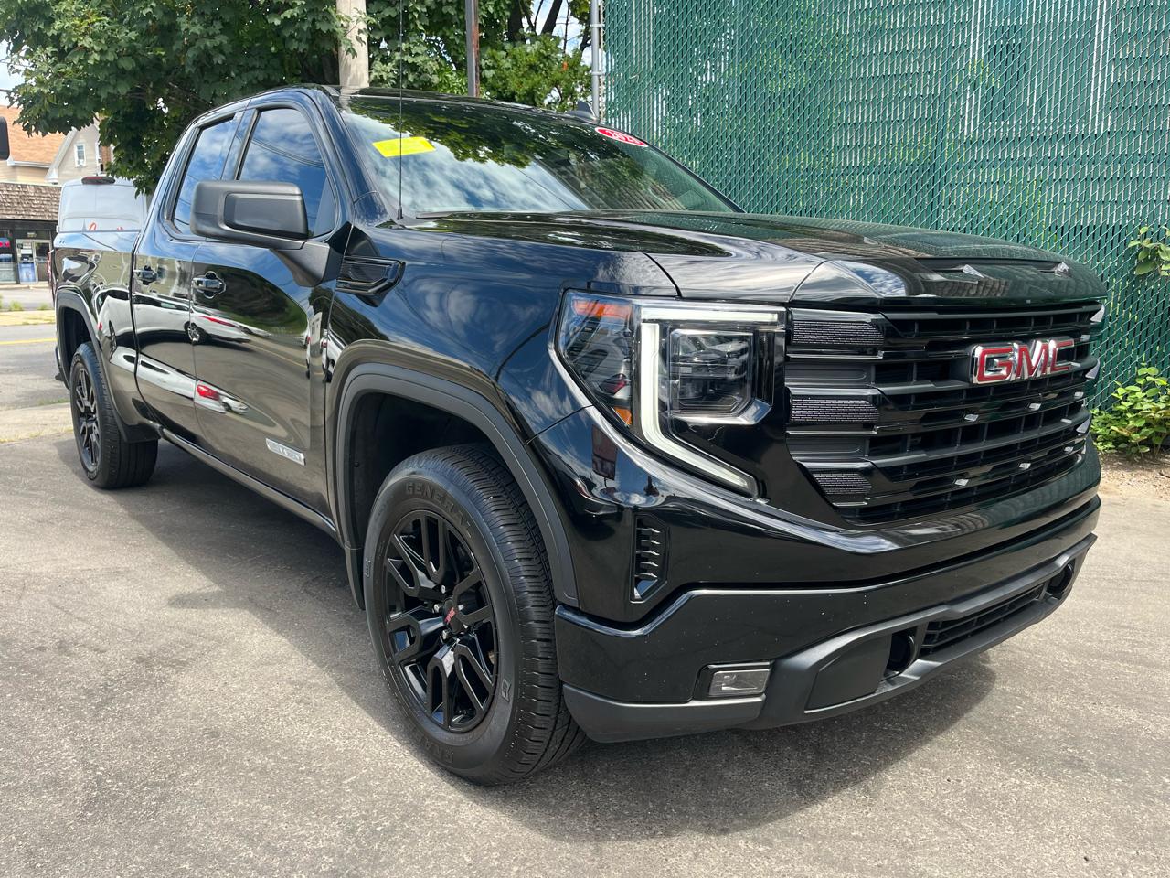 GMC Sierra 1500 4WD Double Cab 147" Elevation w/3VL 2023