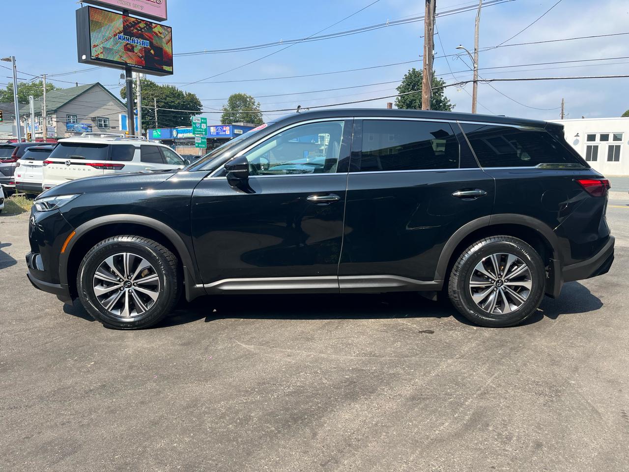 Infiniti QX60 PURE AWD 2023